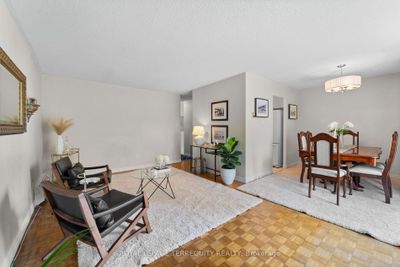 301 - 895 Kennedy Rd, Condo with 3 bedrooms, 2 bathrooms and 1 parking in Toronto ON | Image 3