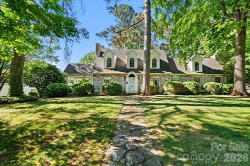 2928 Windsor Rd, Winston-Salem, NC, 27104-3050 | Card Image