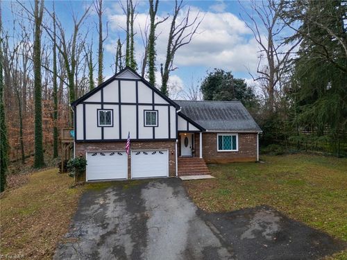 204 Wyntfield Dr, Lewisville, NC, 27023-9517 | Card Image