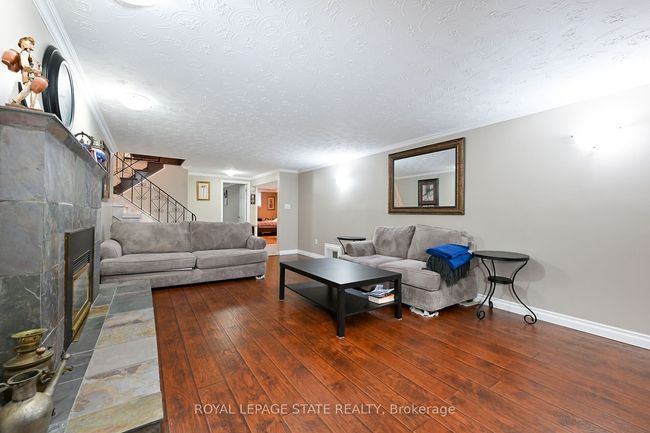14 Joy Crt, House other with 3 bedrooms, 2 bathrooms and 4 parking in Hamilton ON | Image 24