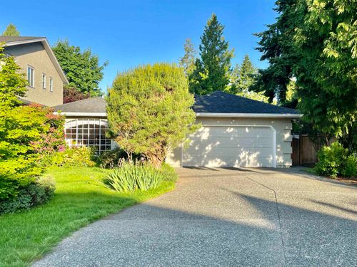 1537 131 St, Surrey, BC, V4A4B1 | Card Image