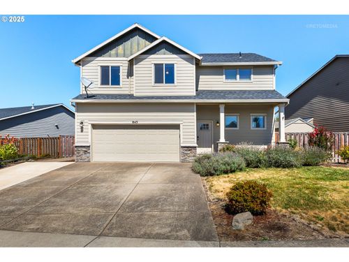 843 Julie Ln, Molalla, OR, 97038-8914 | Card Image