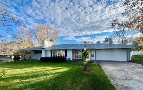 10 Roger Road, Saint Cloud, MN, 56301 | Card Image