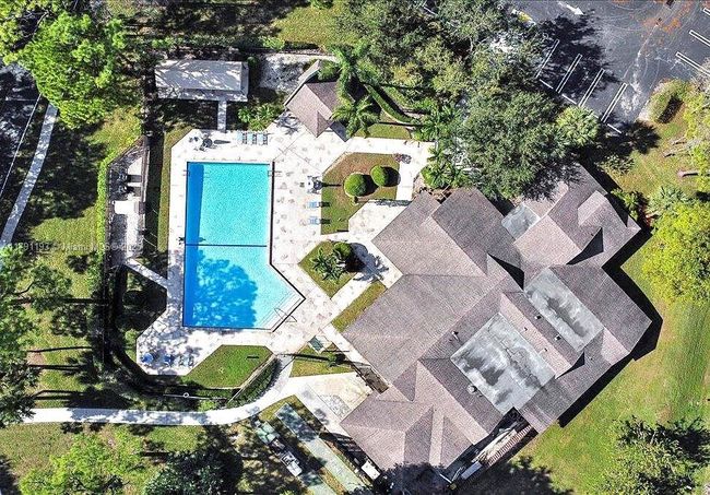 120 Roselle Ct, Home with 3 bedrooms, 2 bathrooms and null parking in Royal Palm Beach FL | Image 24