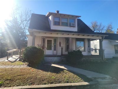 609 W 2nd Street, House other with 4 bedrooms, 2 bathrooms and null parking in Pittsburg KS | Image 1