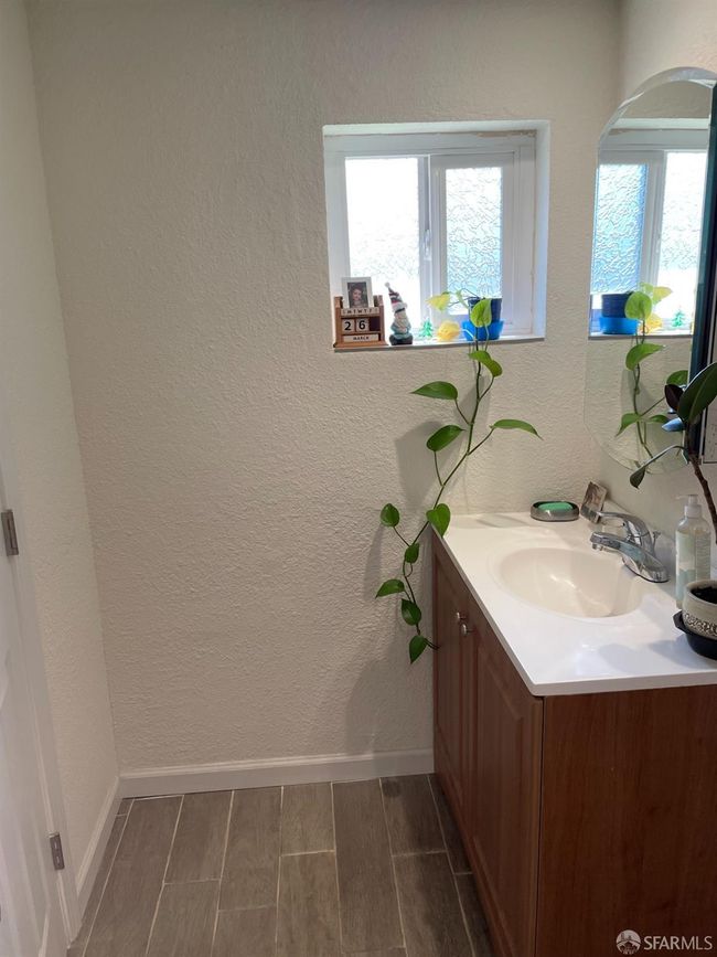 21723 Ada St, House other with 3 bedrooms, 2 bathrooms and 2 parking in Castro Valley CA | Image 44