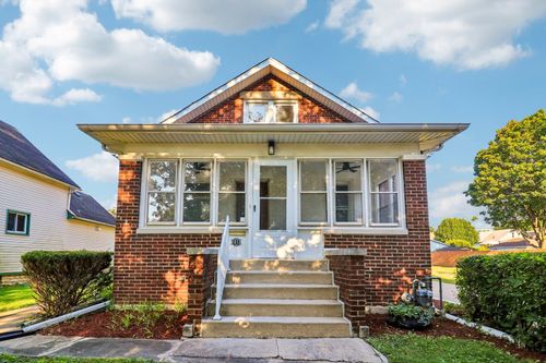 1013 Vine St, Joliet, IL, 60435-4505 | Card Image