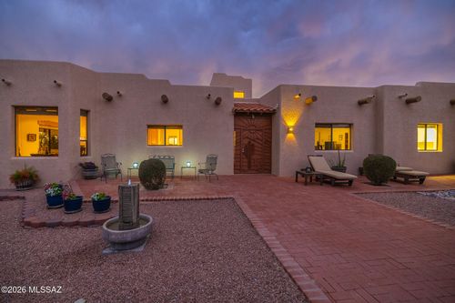 2305 N El Camino Rinconado, Tucson, AZ, 85749-8890 | Card Image