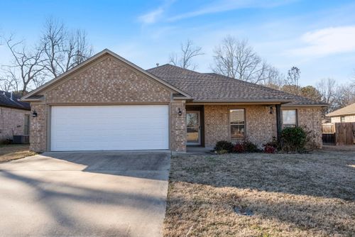 32 Weatherwood Drive, Greenbrier, AR, 72058 | Card Image