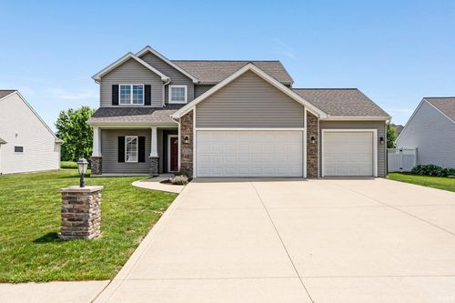 826 Clairborne Dr, Fort Wayne, IN, 46818-8410 | Card Image
