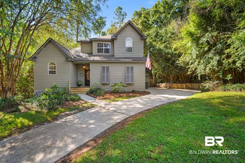 132 Donna Cir, Daphne, AL, 36526-7942 | Card Image