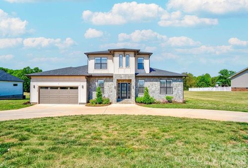 1129 Stony Point Rd, Kings Mountain, NC, 28086-8518 | Card Image