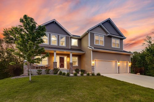 18338 Dove Ct, Eden Prairie, MN, 55347-2648 | Card Image