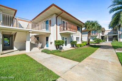 P202 - 2100 W Beach Drive, Condo with 3 bedrooms, 2 bathrooms and null parking in Panama City FL | Image 1