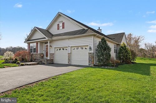 32 Par Cir, POTTSTOWN, PA, 19464-3496 | Card Image