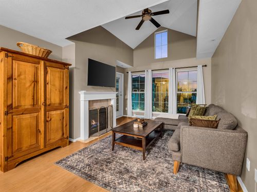 315-888 Gauthier Ave, Coquitlam, BC, V3K6Y1 | Card Image