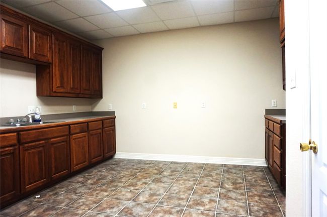 201 - 120 S Crockett St, Condo with 3 bedrooms, 2 bathrooms and null parking in Sherman TX | Image 6