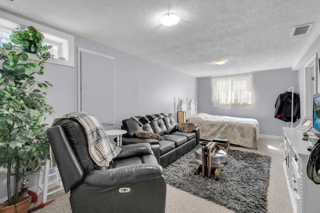 28 45 Street Crescent, Home with 4 bedrooms, 2 bathrooms and 2 parking in Sylvan Lake AB | Image 19