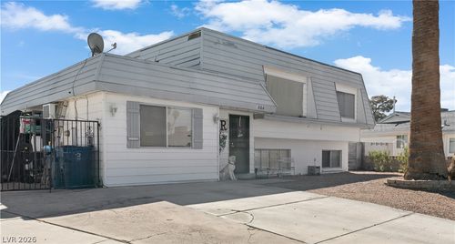 4664 El Canasta Way, Las Vegas, NV, 89121-6604 | Card Image