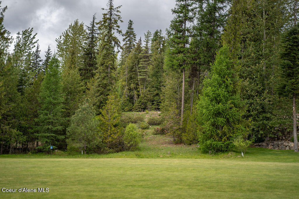 Land in Priest River