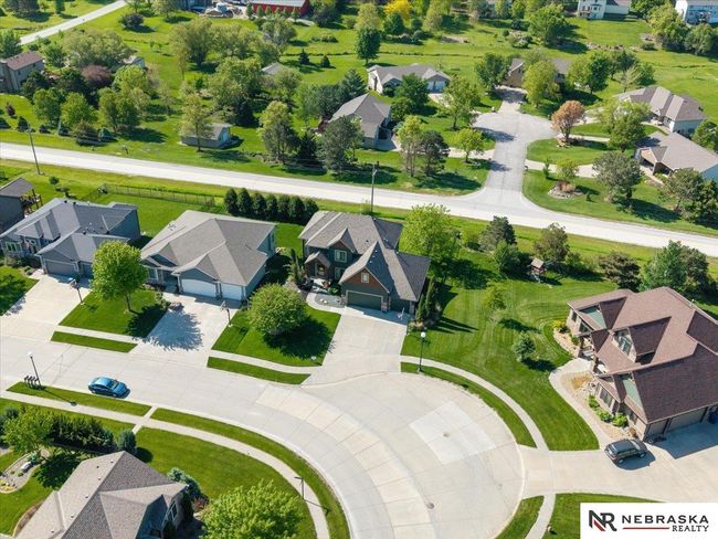 20029 Oak St, House other with 5 bedrooms, 4 bathrooms and 3 parking in Gretna NE | Image 4