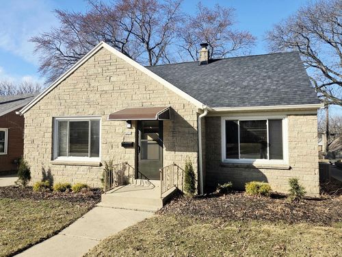 3251 N 94th Street, Milwaukee, WI, 53222 | Card Image