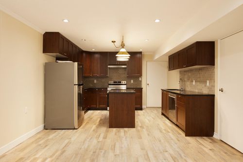 ground-4437 Atlee Ave, Burnaby, BC, V5G3R7 | Card Image