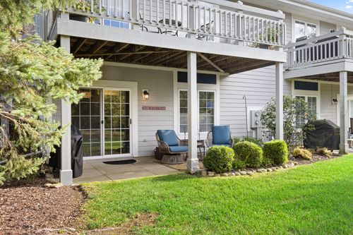 524 Geneva National Ave N, Lake Geneva, WI, 53147-4814 | Card Image