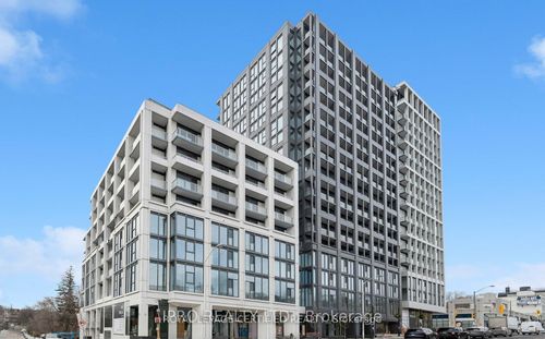 919-2020 Bathurst St, York, ON, M5P0A6 | Card Image