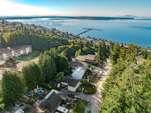 1350 Everall St, White Rock, BC, V4B3S6 | Card Image