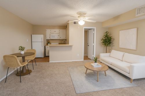 307-9823 Walnut St, Dallas, TX, 75243-8863 | Card Image