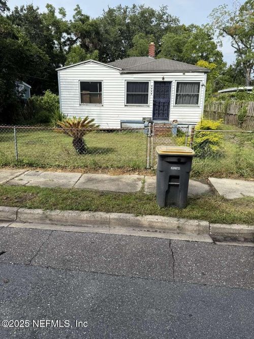 2330 Woodland St, Jacksonville, FL, 32209-5009 | Card Image