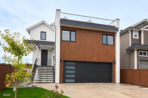 23962 120b Ave, Maple Ridge, BC, V4R4X4 | Card Image