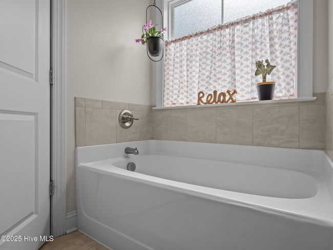 Primary Bath | Image 22