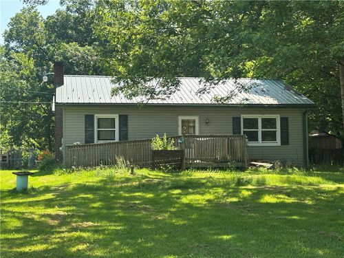 144 Barkey Hoffman, Irwin Twp, PA, 16038 | Card Image