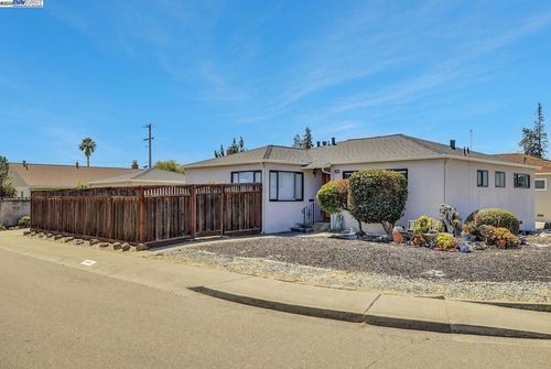 20009 Catalina Dr, Castro Valley, CA, 94546-4429 | Card Image
