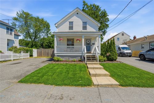 34 Lake Avenue, Barrington, RI, 02806 | Card Image