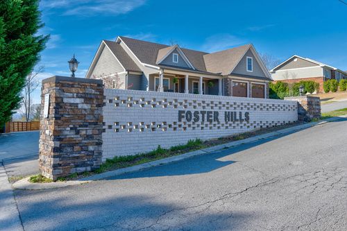 618 Larry Dr, Ringgold, GA, 30736-6402 | Card Image