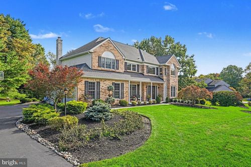 1075 Carriage Ln, BLUE BELL, PA, 19422-3014 | Card Image