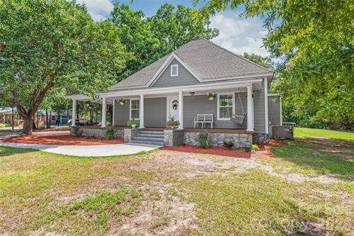 243 S Main St, Wingate, NC, 28174-9753 | Card Image