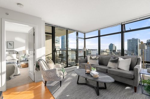 1103-610 Victoria St, New Westminster, BC, V3M0A5 | Card Image
