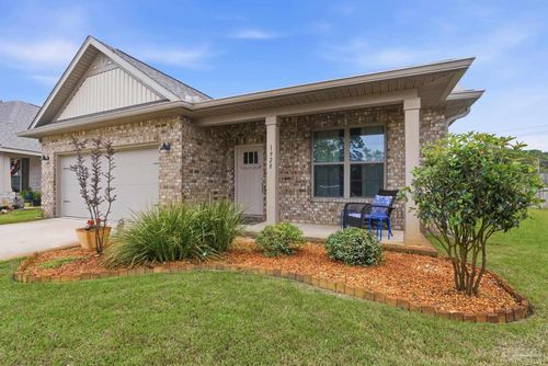 1928 Cambridge Park Dr, Gulf Breeze, FL, 32563-0100 | Card Image
