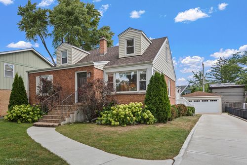 315 Lincoln St, Glenview, IL, 60025-4920 | Card Image