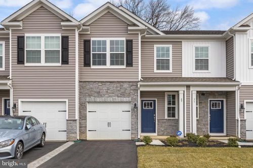 69 Alexander Way, Westampton, NJ, 08060-5422 | Card Image