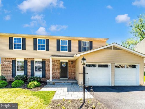 202 Challedon Dr, WALKERSVILLE, MD, 21793-8128 | Card Image