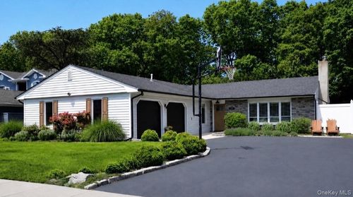 174 Gainsborough Rd, Holbrook, NY, 11741-2809 | Card Image