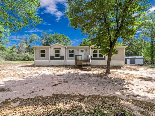 1047 Jim Bob Ln, New Ulm, TX, 78950-5191 | Card Image