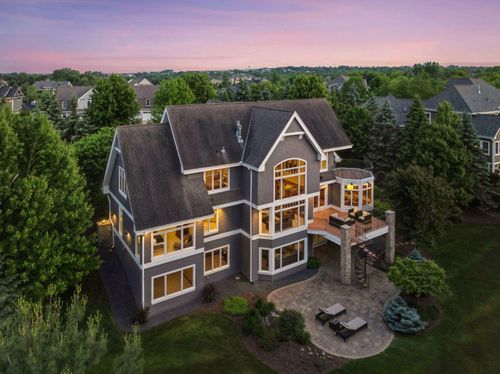 9726 Whistling Valley Rd, Lake Elmo, MN, 55042-4455 | Card Image