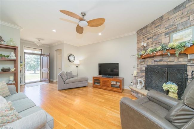 2181 Walnut Crossing Run, House other with 3 bedrooms, 3 bathrooms and null parking in Yadkinville NC | Image 7
