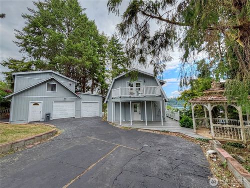 81 E Panorama Way, Grapeview, WA, 98546-9615 | Card Image